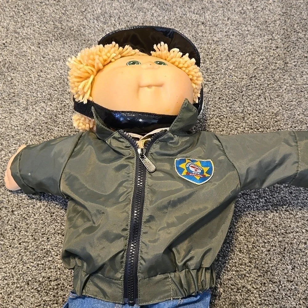 Vintage Cabbage Patch Man 20 Anniversary 1983-2003 Police Officer Doll